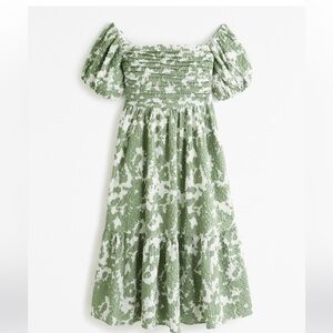 Abercrombie and Fitch Emerson Off-The-Shoulder
Midi Dress